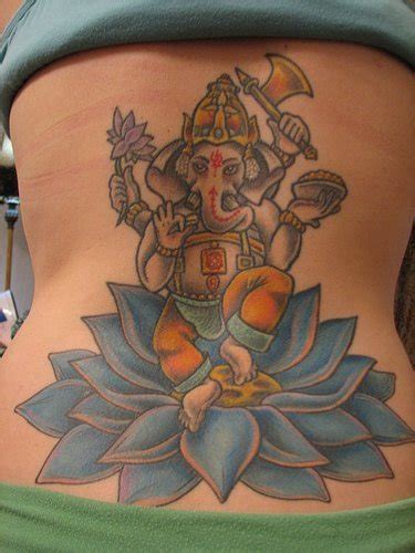 64 Tatuajes hindues: Diseños que te harán perder la。